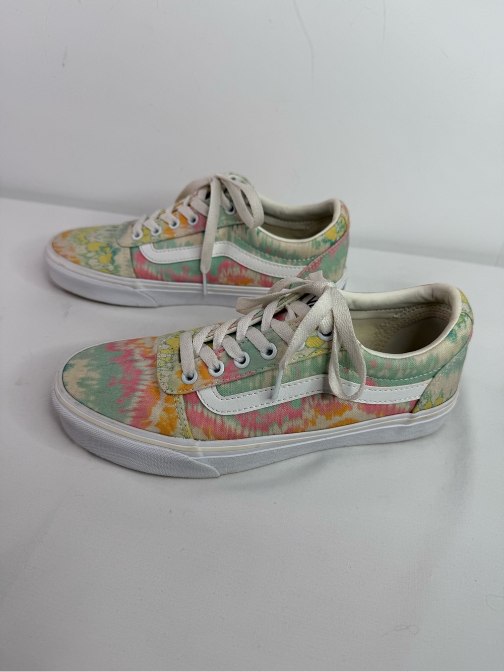 Vans Tie Dye Sneakers Ward  Psychadelic Tie Dye Size 8